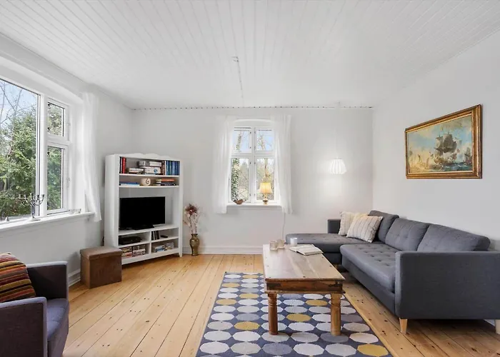 Ae307-soby-aero-godthab-2 * Leby